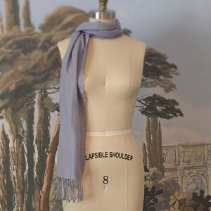 Lilac cashmere scarf
